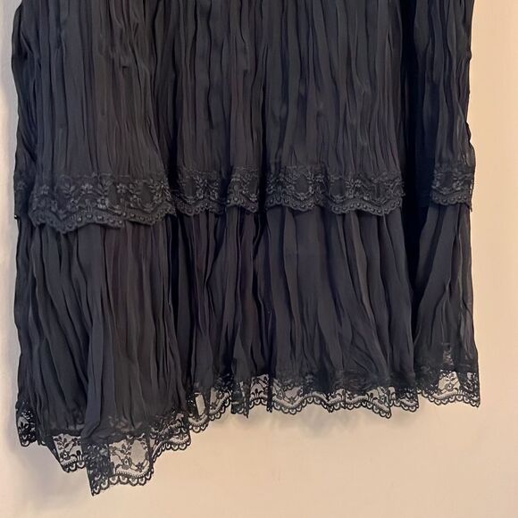 Lane Bryant Crepe and Lace Trimmed Tiered Dress - Size 18 - Picture 5 of 16